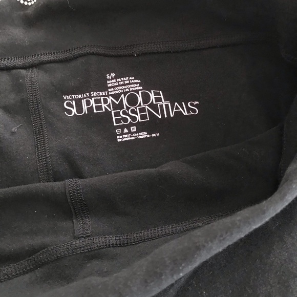 Victoria’s Secret Sweatpants - Picture 2 of 3